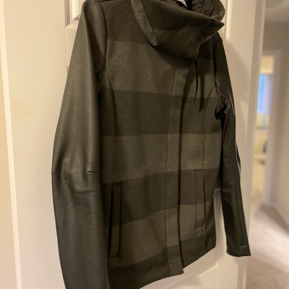 Lululemon Brisky Biker Jacket - Picture 4 of 5